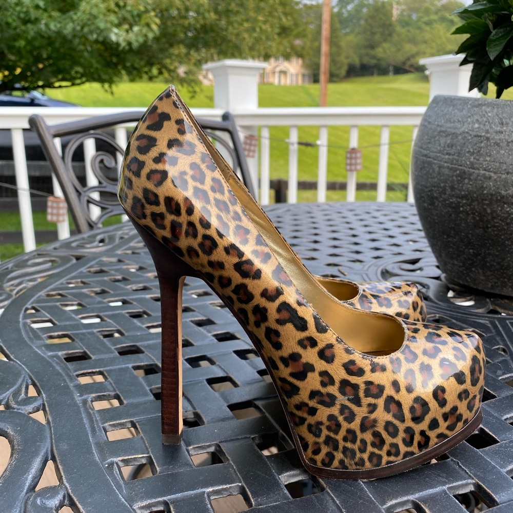 Bebe Leopard heels. 8